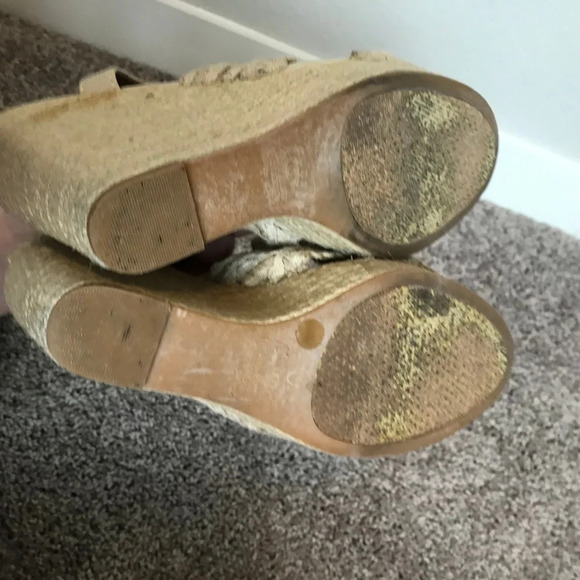 Lucky Brand Nude Lace Wedges - Picture 4 of 6